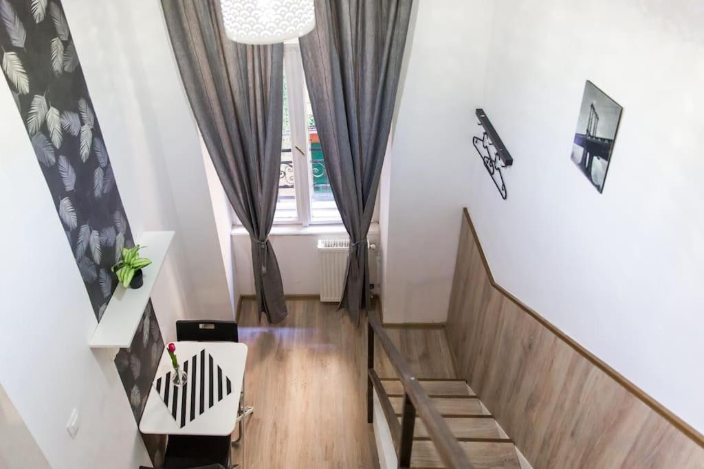 شقة Central Budget Lofts بودابست المظهر الخارجي الصورة